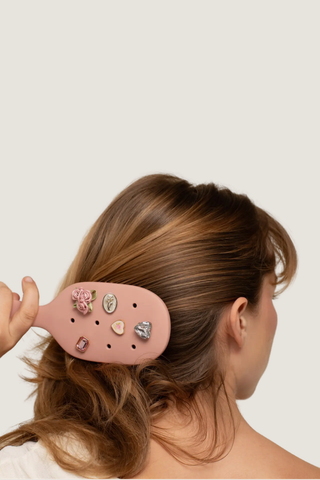 Kitsch Charm Paddle Brush