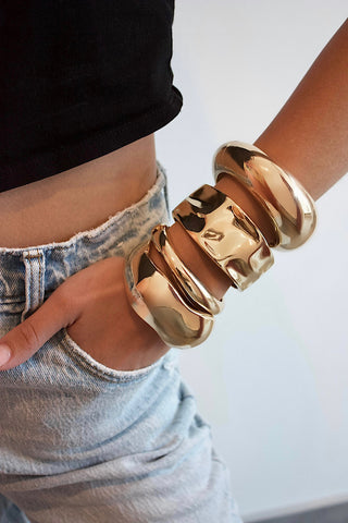 Thin & Wavy Cuff Bracelet