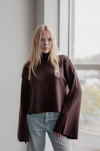 Vivianne Box Sweater