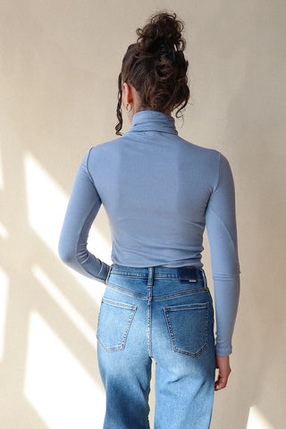 Ribbed Long Sleeve Turtleneck