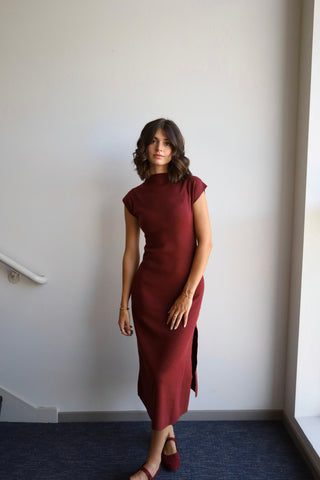 The Essential Minimalist Dress