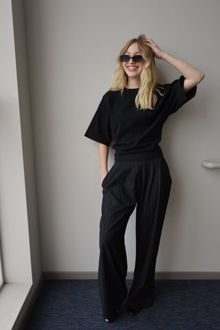 Ultimate Basic Black Tee