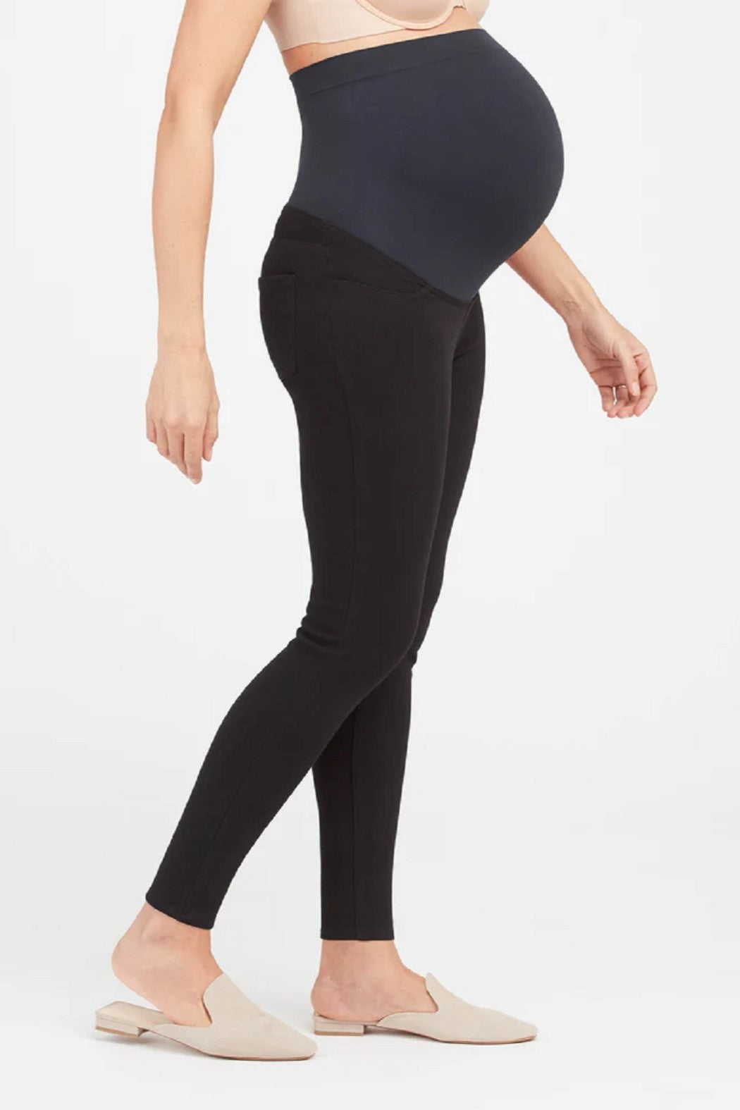 SPANX - Did you know the magic of SPANX is now in activewear?! NEW